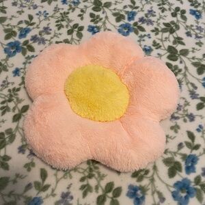 Flower pillow